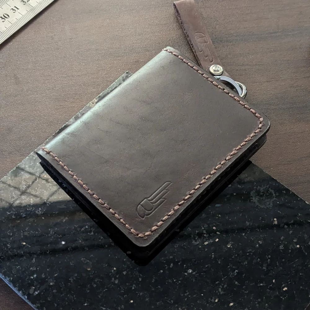 Essence Card Holder - Image 4