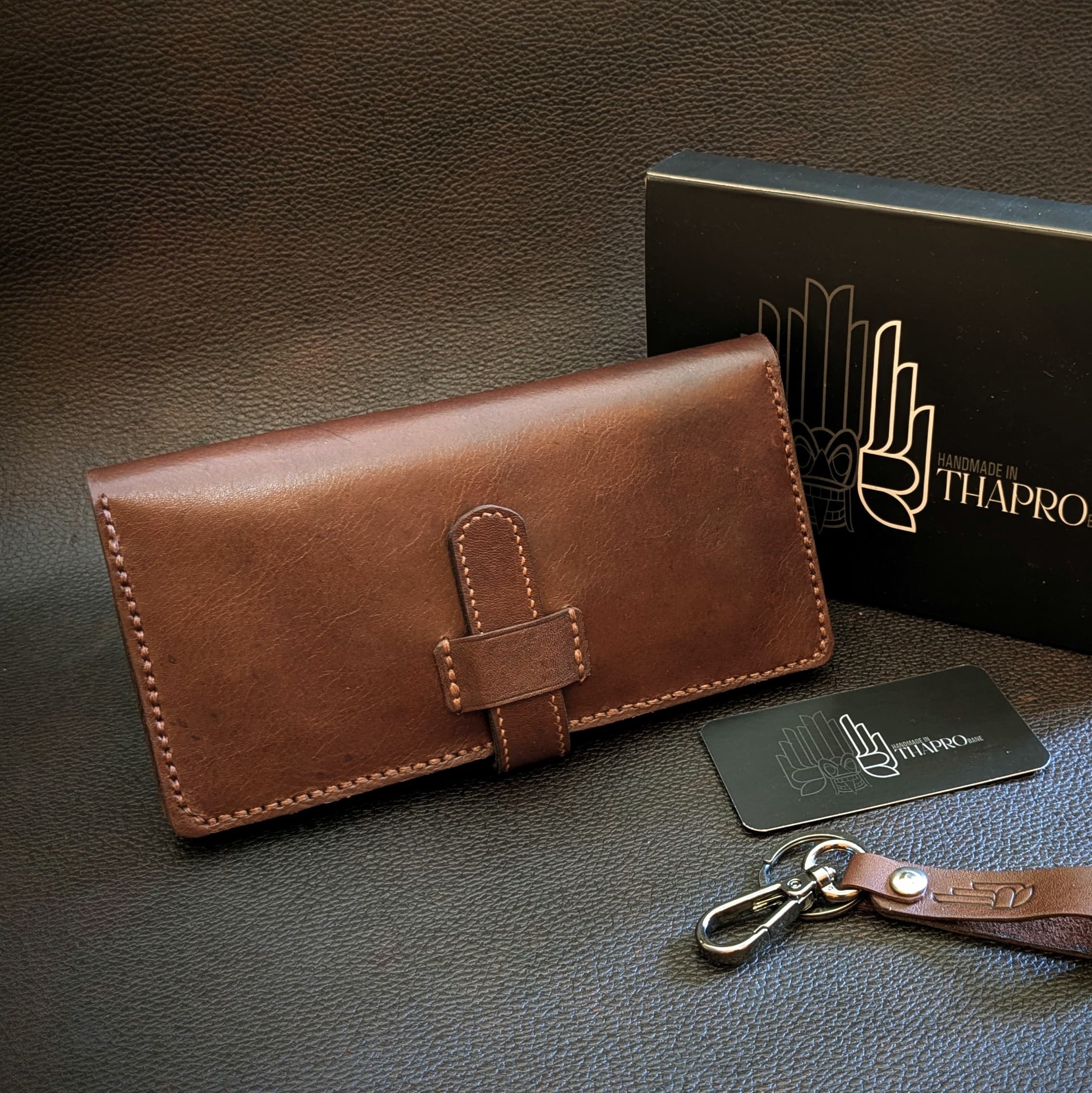 Luxora Clutch Wallet